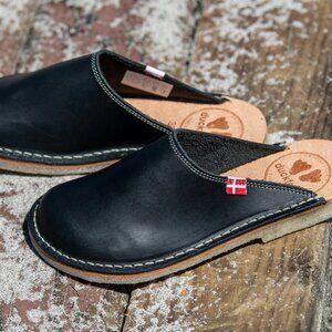 Duckfeet Blåvand sandals/slides size 36